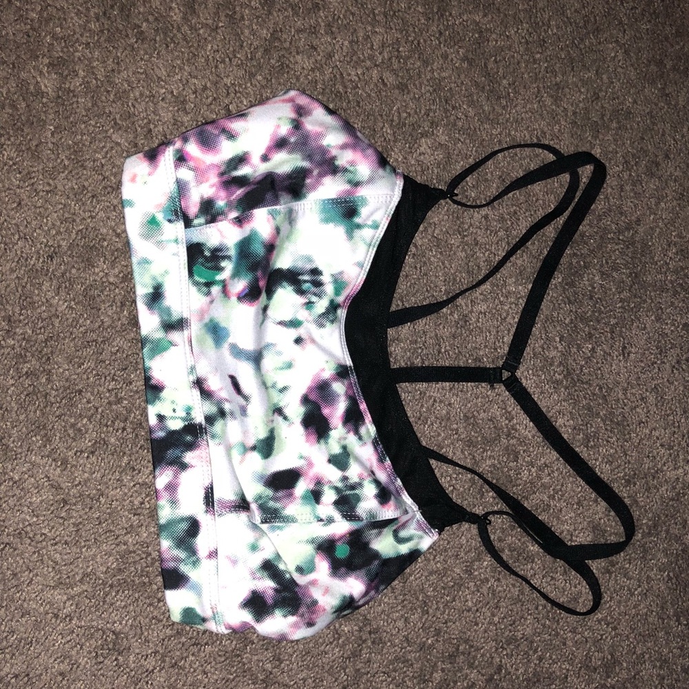 Patterned sports bra